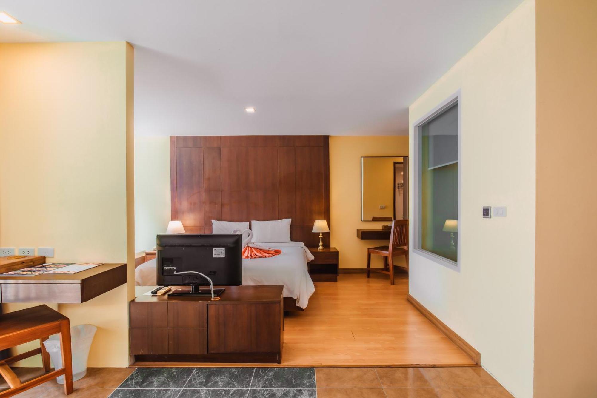 Elite Suites Patong By Bauman Residence ภายนอก รูปภาพ